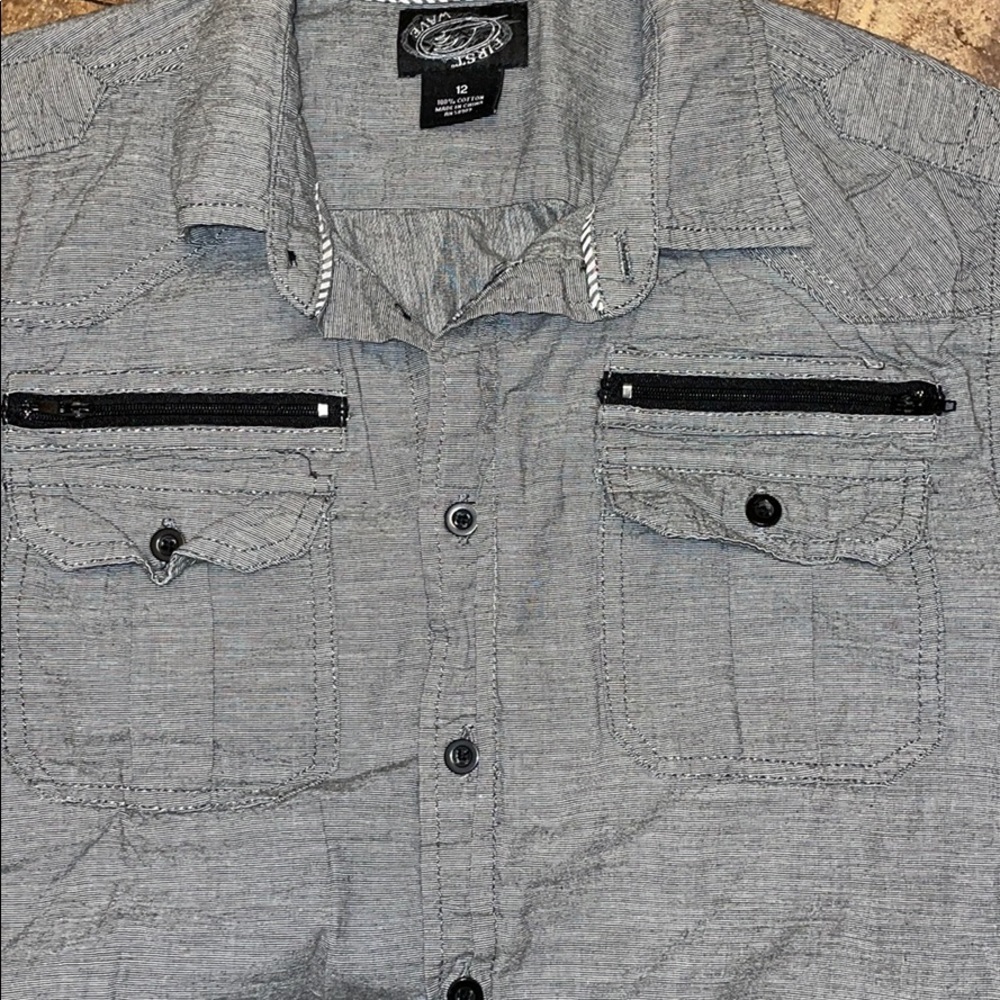 First wave button down boys - Picture 2 of 3